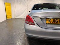 USED 2016 16 MERCEDES-BENZ C-CLASS 2.0 C200 SE Saloon 4dr Petrol 7G-Tronic+ Euro 6 (s/s) (184 ps) 8 MERCEDES SERVICES-SAT NAV-A/C-PARK SENSOR + CAMERA-HEATED LEATHER