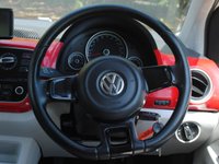 USED 2013 63 VOLKSWAGEN UP! 1.0 High up! Hatchback 3dr Petrol Manual Euro 5 (75 ps) www.suffolkcarcentre.co.uk - Located at Ilketshall