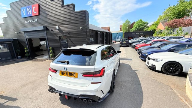 View our BMW 3 SERIES