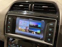 USED 2017 67 JAGUAR F-PACE 2.0 P250i Portfolio SUV 5dr Petrol Auto AWD Euro 6 (s/s) (250 ps) 