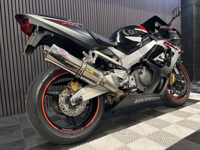 View our HONDA CBR900RR FIREBLADE