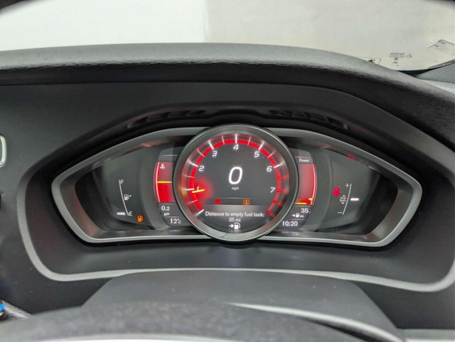 USED 2019 19 VOLVO V40 2.0 V40 R-Design Edition T2 5dr CLICK+COLLECT / HOME DELIVERY