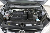 USED 2017 17 VOLKSWAGEN TIGUAN 2.0 TDI SE SUV 5dr Diesel DSG Euro 6 (s/s) (150 ps) 5 DOCUMENTED SERVICES I AUTOMATIC