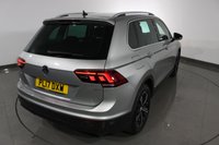 USED 2017 17 VOLKSWAGEN TIGUAN 2.0 TDI SE SUV 5dr Diesel DSG Euro 6 (s/s) (150 ps) 5 DOCUMENTED SERVICES I AUTOMATIC