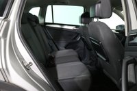 USED 2017 17 VOLKSWAGEN TIGUAN 2.0 TDI SE SUV 5dr Diesel DSG Euro 6 (s/s) (150 ps) 5 DOCUMENTED SERVICES I AUTOMATIC