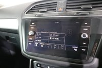 USED 2017 17 VOLKSWAGEN TIGUAN 2.0 TDI SE SUV 5dr Diesel DSG Euro 6 (s/s) (150 ps) 5 DOCUMENTED SERVICES I AUTOMATIC