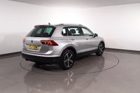 USED 2017 17 VOLKSWAGEN TIGUAN 2.0 TDI SE SUV 5dr Diesel DSG Euro 6 (s/s) (150 ps) 5 DOCUMENTED SERVICES I AUTOMATIC