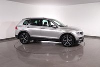 USED 2017 17 VOLKSWAGEN TIGUAN 2.0 TDI SE SUV 5dr Diesel DSG Euro 6 (s/s) (150 ps) 5 DOCUMENTED SERVICES I AUTOMATIC