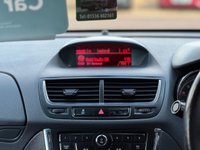 USED 2015 65 VAUXHALL MOKKA 1.4i Turbo SE SUV Sovereign Silver Petrol Manual 2WD Euro 6 (s/s) (140 ps) LOVELY MOKKA GREY-BLACK LEATHER HEATED SEATS HEATED STEERING WHEEL PRIVACY GLASS DAB RADIO PARKING SENSORS