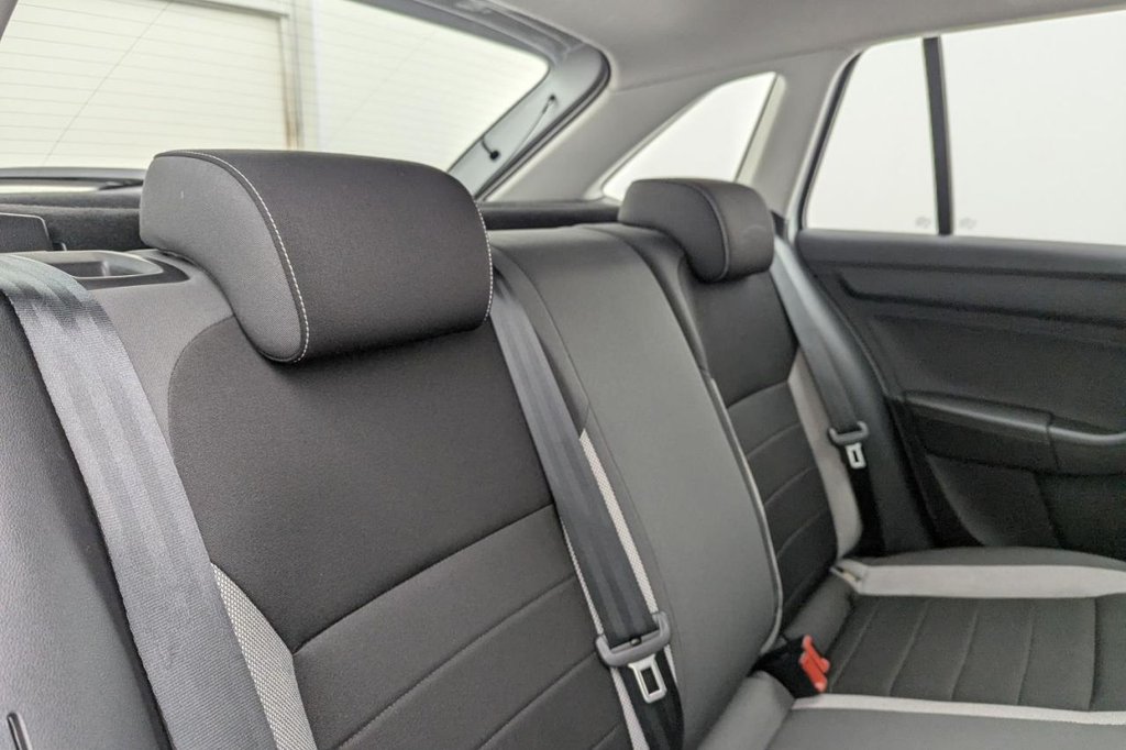 USED 2017 17 SKODA RAPID SPACEBACK 1.2 TSI SE Tech Hatchback 5dr Petrol DSG Euro 6 (s/s) (90 ps) Car Play, Sat Nav, Cruise