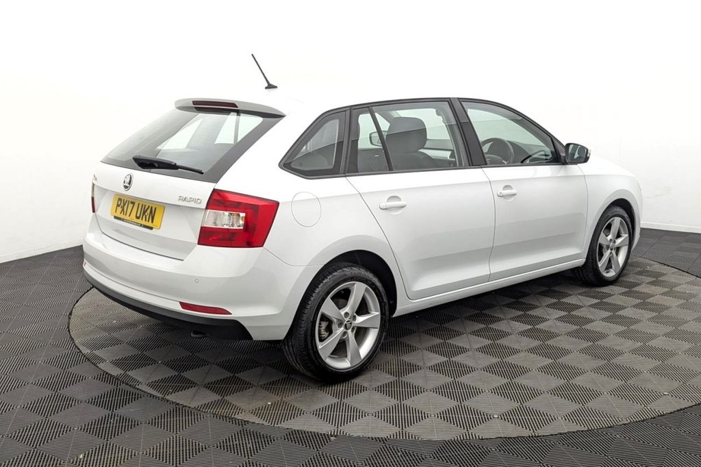 USED 2017 17 SKODA RAPID SPACEBACK 1.2 TSI SE Tech Hatchback 5dr Petrol DSG Euro 6 (s/s) (90 ps) Car Play, Sat Nav, Cruise