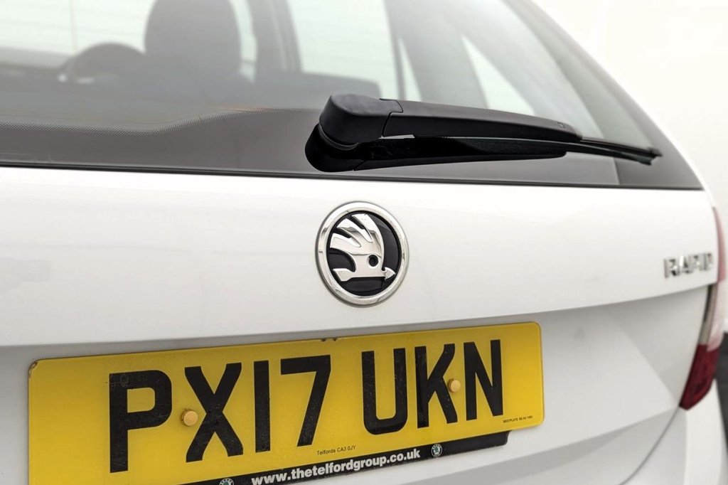 USED 2017 17 SKODA RAPID SPACEBACK 1.2 TSI SE Tech Hatchback 5dr Petrol DSG Euro 6 (s/s) (90 ps) Car Play, Sat Nav, Cruise