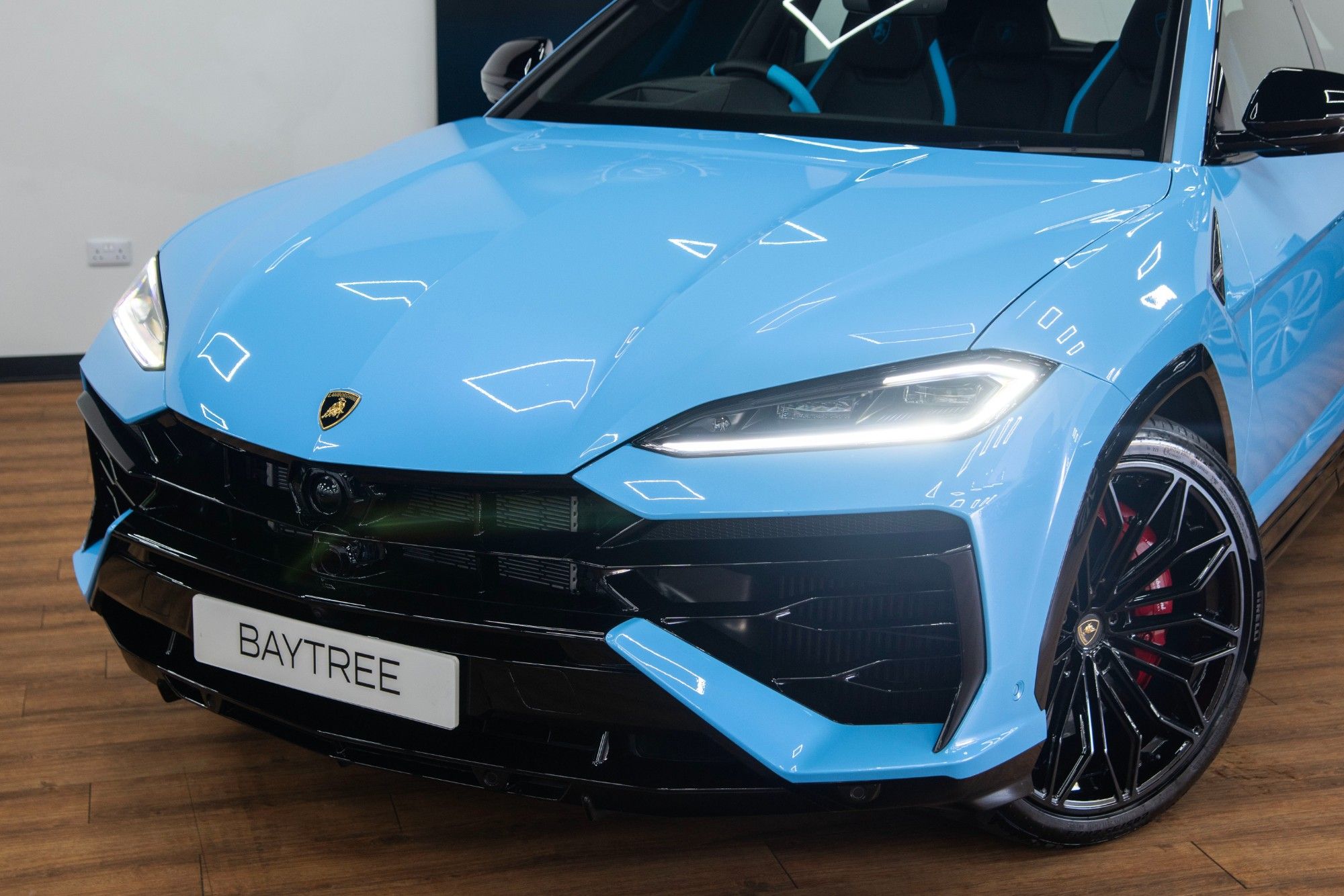 USED 2025 25 LAMBORGHINI URUS 4.0 V8 BiTurbo SE 