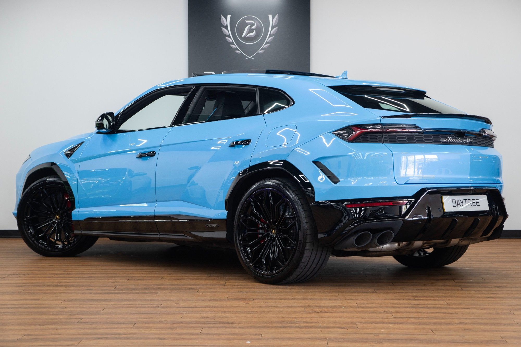 USED 2025 25 LAMBORGHINI URUS 4.0 V8 BiTurbo SE 