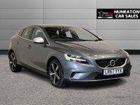 USED 2017 67 VOLVO V40 2.0 T2 R-Design Hatchback 5dr Petrol Manual Euro 6 (s/s) (122 ps) Sat Nav