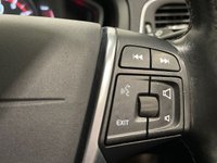 USED 2017 67 VOLVO V40 2.0 T2 R-Design Hatchback 5dr Petrol Manual Euro 6 (s/s) (122 ps) Sat Nav