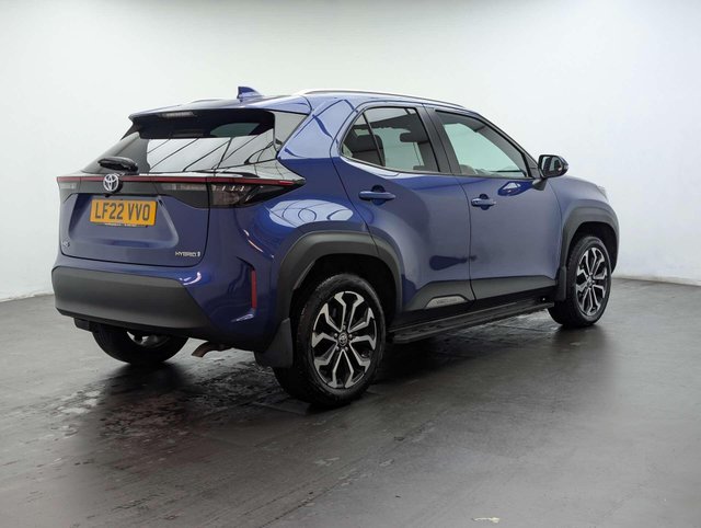 USED 2022 22 TOYOTA YARIS CROSS 1.5 Yaris Cross Design HEV Auto 5dr CLICK+COLLECT / HOME DELIVERY