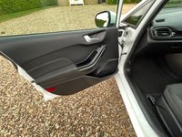 USED 2018 18 FORD FIESTA 1.0T EcoBoost Zetec Hatchback 5dr Petrol Manual Euro 6 (s/s) (100 ps) 72173 miles