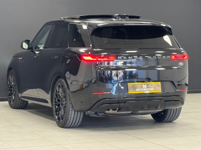 View our LAND ROVER RANGE ROVER SPORT