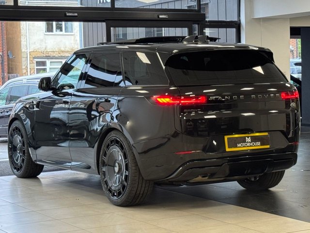 View our LAND ROVER RANGE ROVER SPORT