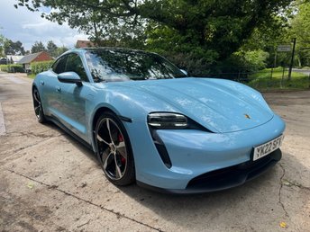 2022 PORSCHE TAYCAN