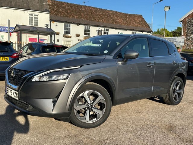 View our NISSAN QASHQAI