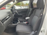 USED 2019 69 MITSUBISHI OUTLANDER 2.4h TwinMotor 13.8kWh Design SUV 5dr Petrol Plug-in Hybrid CVT 4WD Euro 6 (s/s) (224 ps) 