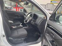 USED 2019 69 MITSUBISHI OUTLANDER 2.4h TwinMotor 13.8kWh Design SUV 5dr Petrol Plug-in Hybrid CVT 4WD Euro 6 (s/s) (224 ps) 