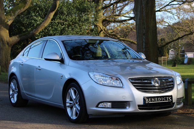 2011 61 Vauxhall Insignia 2.0 SRI CDTI 5d AUTO 157 BHP