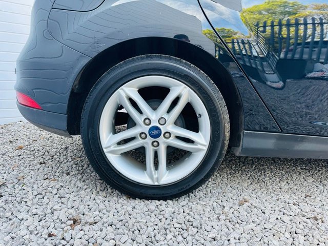 View our FORD FOCUS