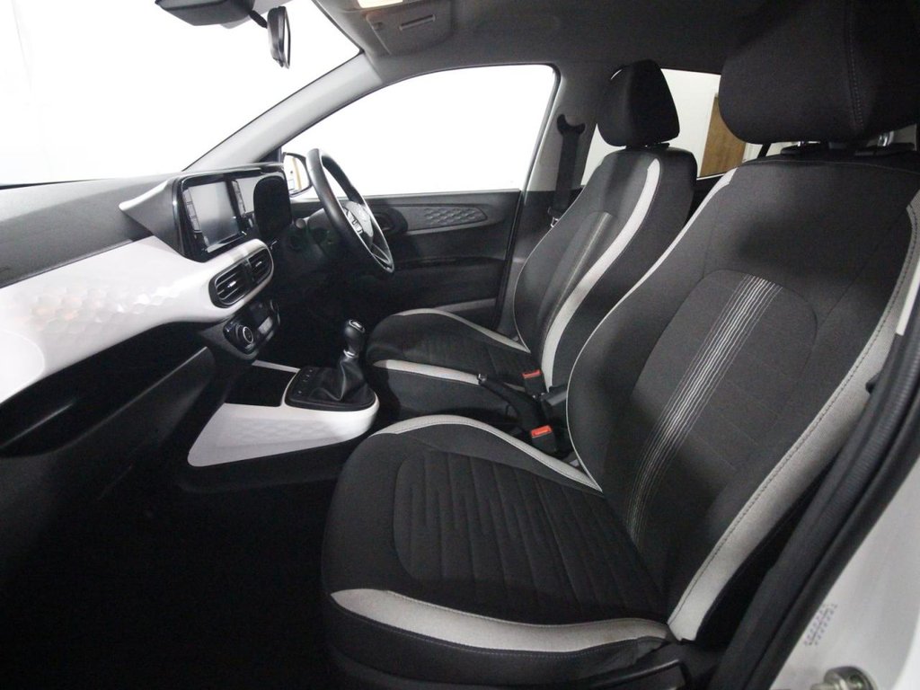 USED 2021 71 HYUNDAI I10 1.0 Premium Hatchback 5dr Petrol Manual Euro 6 (s/s) (67 ps) 