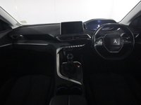 USED 2019 19 PEUGEOT 3008 1.2 PureTech Allure SUV 5dr Petrol Manual Euro 6 (s/s) (130 ps) 