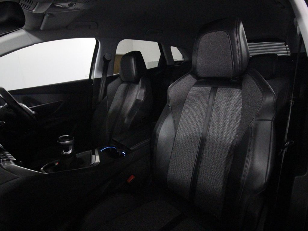 USED 2019 19 PEUGEOT 3008 1.2 PureTech Allure SUV 5dr Petrol Manual Euro 6 (s/s) (130 ps) 