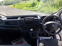 USED 2021 21 RENAULT TRAFIC 2.0 dCi ENERGY 30 Business Panel Van 5dr Diesel Manual LWB Standard Roof Euro 6 (s/s) (120 ps) LOW MILES-6 SEATS-NEW WHEELS