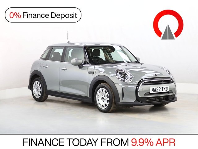 View our MINI Hatch 1.5 One Classic Hatchback 5dr Petrol Manual Euro 6 (s/s) (102 ps)
