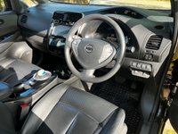 USED 2017 17 NISSAN LEAF 24kWh Tekna Hatchback 5dr Electric Auto (109 bhp) Full MOT, Great History,2 Keys