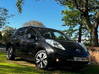 2017 NISSAN LEAF