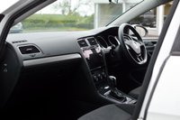 USED 2017 17 VOLKSWAGEN GOLF 1.4 TSI BlueMotion Tech S Hatchback 5dr Petrol Manual Euro 6 (s/s) (125 ps) BLACK INTERIOR, AIR CONDITIONING, MEDIA, APPLE CARPLAY, BLUETOOTH, FRONT ARM REST, CUP HOLDERS, ALLOY WHEELS, DAB RADIO/C.D., 26,051 Miles,