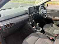 USED 2021 21 DACIA SANDERO STEPWAY 1.0 TCe Prestige Hatchback 5dr Petrol CVT Euro 6 (s/s) (90 ps) FULL DEALER SERVICE HISTORY* AUTOMATIC* SAT NAV* PARKING SENSORS* REVERSING CAMERA* CRUISE CONTROL* ELECTRIC HANDBRAKE* ECO MODE* AIR CON* BLUETOOTH PHONE AND AUDIO* DAB* USB* APPLE CARPLAY* ANDROID AUTO