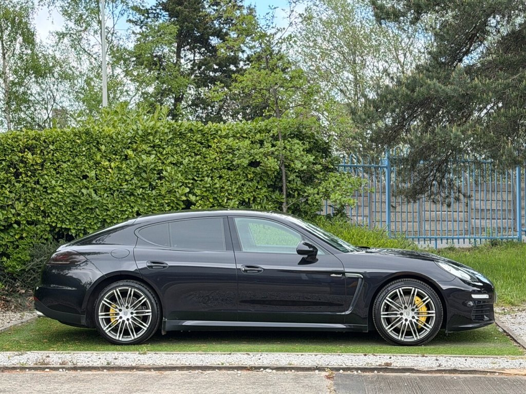USED 2015 54 PORSCHE PANAMERA 3.0D V6 Hatchback 5dr Diesel TiptronicS Euro 5 (s/s) (300 ps) HEATED LEATHER, SUNROOF, 2KEYS, FSH