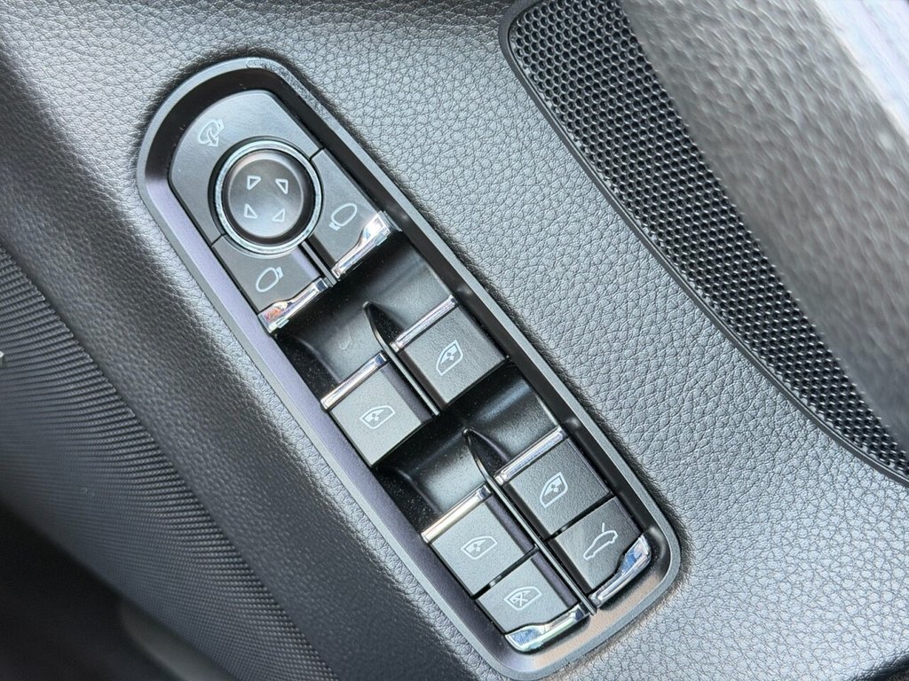 USED 2015 54 PORSCHE PANAMERA 3.0D V6 Hatchback 5dr Diesel TiptronicS Euro 5 (s/s) (300 ps) STUNNING VEHICLE WITH FANTASTIC MAINLY PORSCHE MAIN DEALER THE PORSCHE SPECIALIST SERVICE HISTORY
