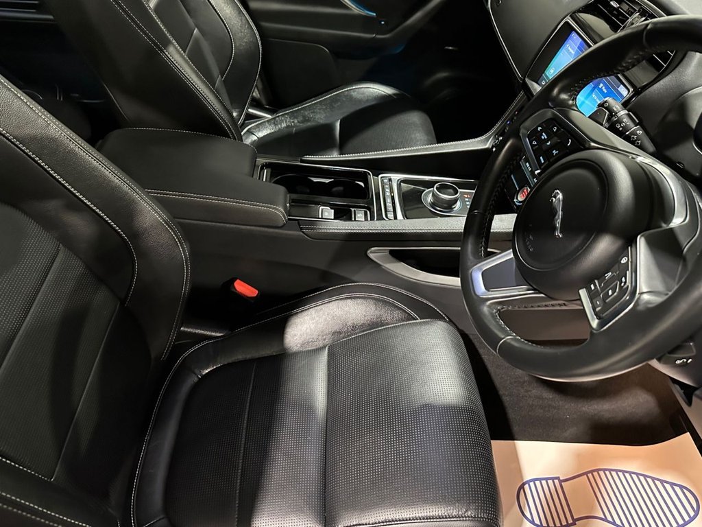 USED 2020 70 JAGUAR F-PACE 2.0 D240 Chequered Flag SUV 5dr Diesel Auto AWD Euro 6 (s/s) (240 ps) 