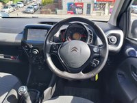 USED 2015 15 CITROEN C1 1.0 VTi Flair Hatchback 5dr Petrol Manual Euro 5 (68 ps) 1 OWNER -- FULL SERVICE HISTORY -- &pound;20 TAX -- CAMERA -- BLUETOOTH