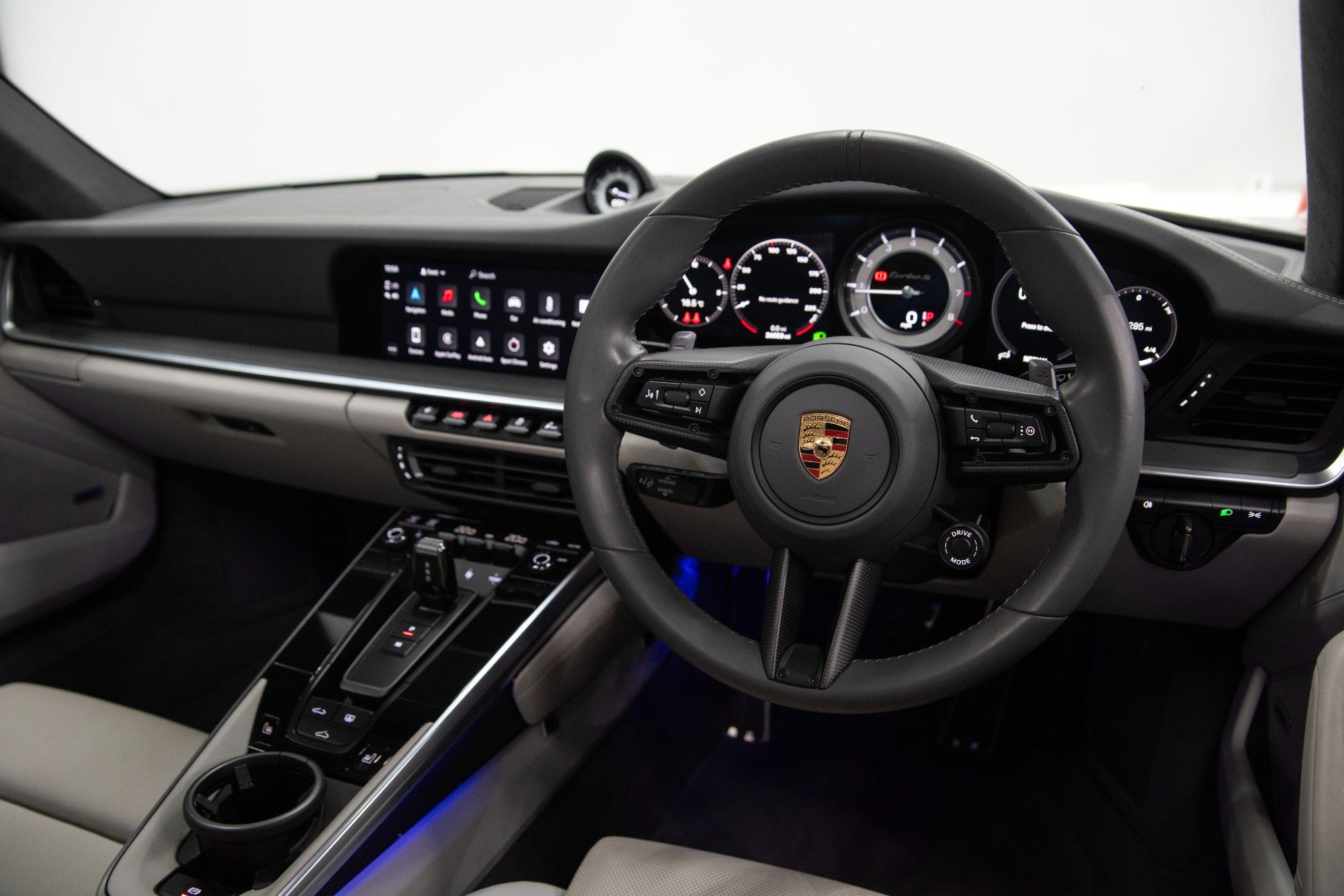 USED 2022 F PORSCHE 911 3.7T 992 Turbo S Coupe 