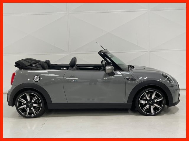 View our MINI CONVERTIBLE