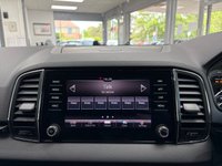 USED 2019 19 SKODA KAROQ 1.5 TSI ACT SE L SUV 5dr Petrol Manual Euro 6 (s/s) (150 ps) BRILLIANT SILVER / BLACK MICROSUEDE / LEATHER TRIM / HEATED FRONT SEATS / DUAL ZONE CLIMATE / ELECTRIC WINDOWS / POWERFOLD MIRRORS / CRUISE CONTROL / SPEED LIMITER / FRONT ASSIST / DRIVE MODE SELECTION / DAB FM AM TUNER / BLUETOOTH / USB / SMARTPHONE APP LINK / REAR PARKING CAMERA / FRONT AND REAR PARKING SENSORS / 18" ALLOY WHEELS / PRIVACY GLASS / SPACE SAVER SPARE WHEEL / SERVICE HISTORY