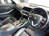 USED 2019 19 BMW 3 SERIES 2.0 320d Sport Saloon 4dr Diesel Auto xDrive Euro 6 (s/s) (190 ps) GREAT LOOKING NEW SHAPE,  4 WHEEL DRIVE MODEL BMW WITH A SUPER SPECIFICATION LIST - COMES WITH A COMPREHENSIVE SERVICE HISTORY + PROFESSIONAL SATELLITE NAVIGATION AND MEDIA + 360 DEGREE VIEW CAMERA + APPLE CARPLAY / ANDROID AUTO + ENHANCED BLUETOOTH CONNECTIVITY INCLUDING MEDIA STREAMING AND WIRELESS CHARGING + TOUCH SCREEN MEDIA DIAPLAY + COMFORT PACK INCLUDING COMFORT ACCESS + PARKING ASSISTANT PLUS + THREE ZONE CLIMATE CONTROL + CRUISE CONTROL + DRIVER MODES + FRONT AND REAR PARKING SENSORS