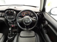 USED 2017 17 MINI HATCH 1.5 Cooper Hatchback 3dr Petrol Auto Euro 6 (s/s) (136 ps) CHILI PACK-PAN ROOF-HTD SEATS