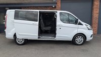 USED 2023 72 FORD TRANSIT CUSTOM 2.0 320 EcoBlue Limited Crew Van Double Cab 5dr Diesel Auto L2 H1 Euro 6 (130 ps) *** 6 SEATS - AIR CON - REAR VIEW CAMERA ***
