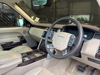 View our LAND ROVER RANGE ROVER